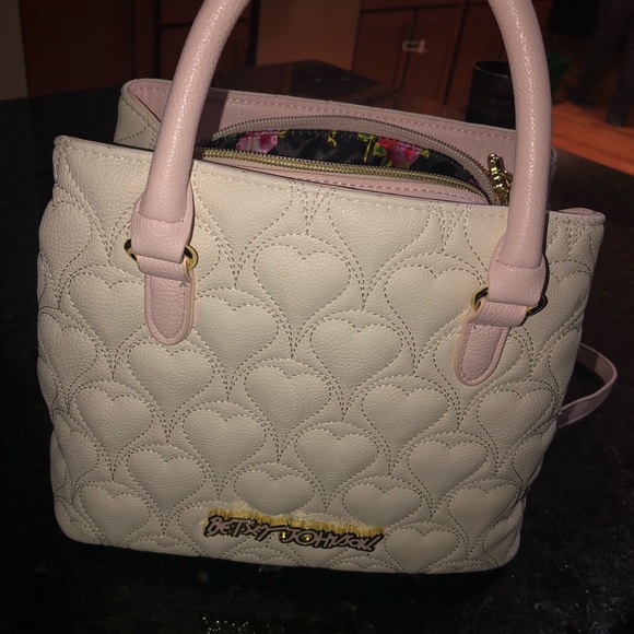 Betsy Johnson purse - Picture 3 of 4